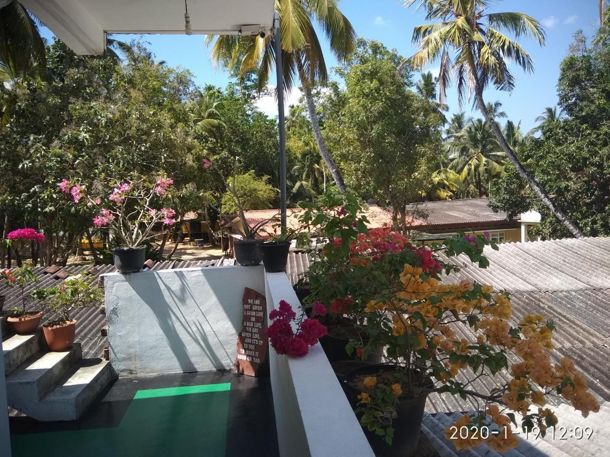 Awon Mirissa Hotel Kültér fotó